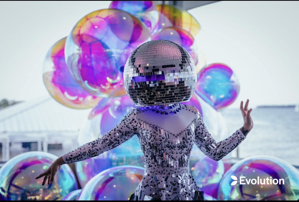Nightlife, Las Vegas Style & Festival Entertainment